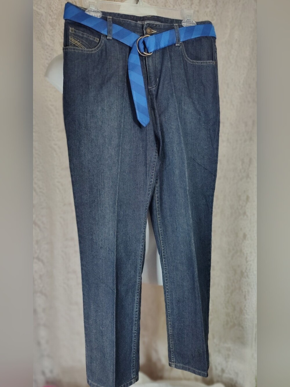 Liz Claiborne Women’s Dark Blue Straight-Leg Jeans with Blue Belt